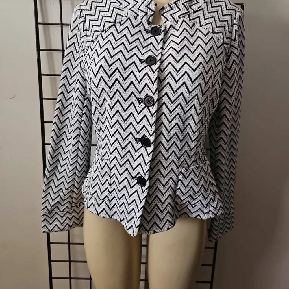 Nicole Black and White Button Down Shirt with Notched Collar